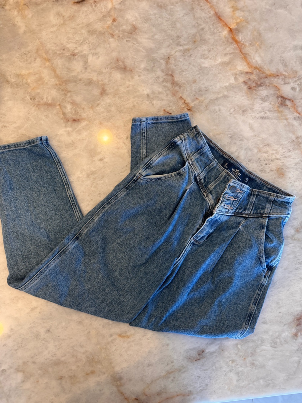 Hollister jeans size 25
